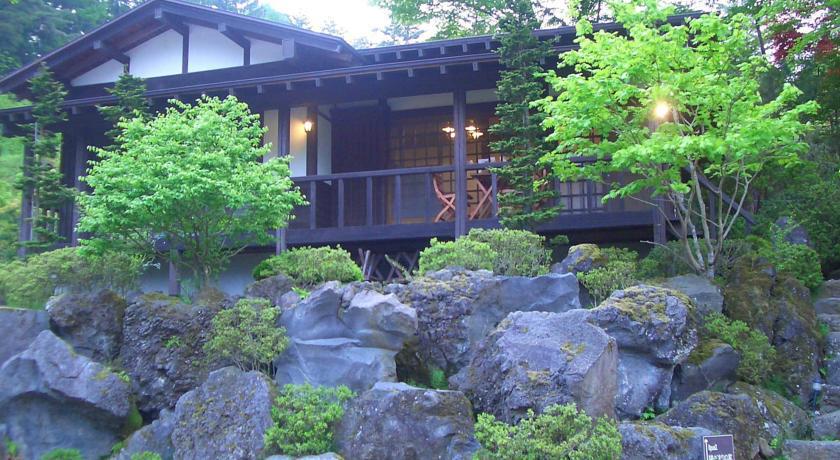 Shikitei Hotel Fujiyoshida Exterior photo