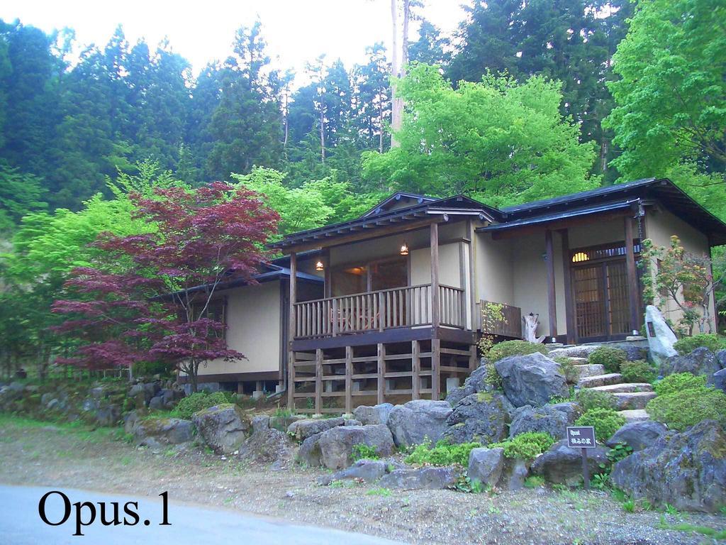 Shikitei Hotel Fujiyoshida Exterior photo