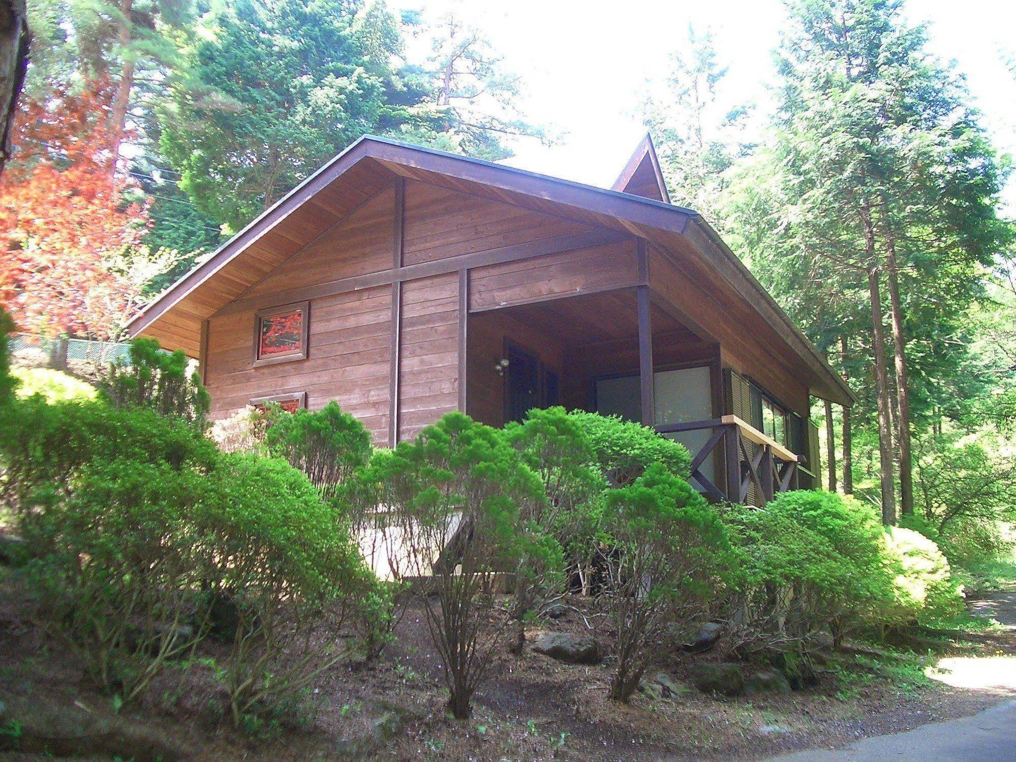 Shikitei Hotel Fujiyoshida Exterior photo