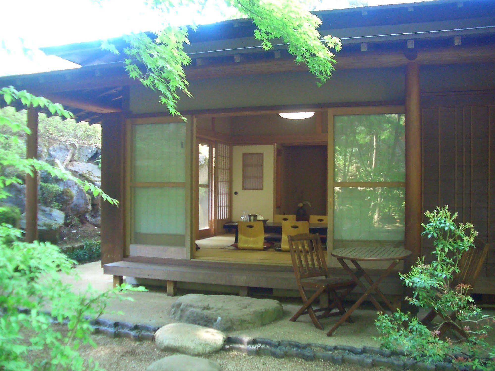 Shikitei Hotel Fujiyoshida Exterior photo