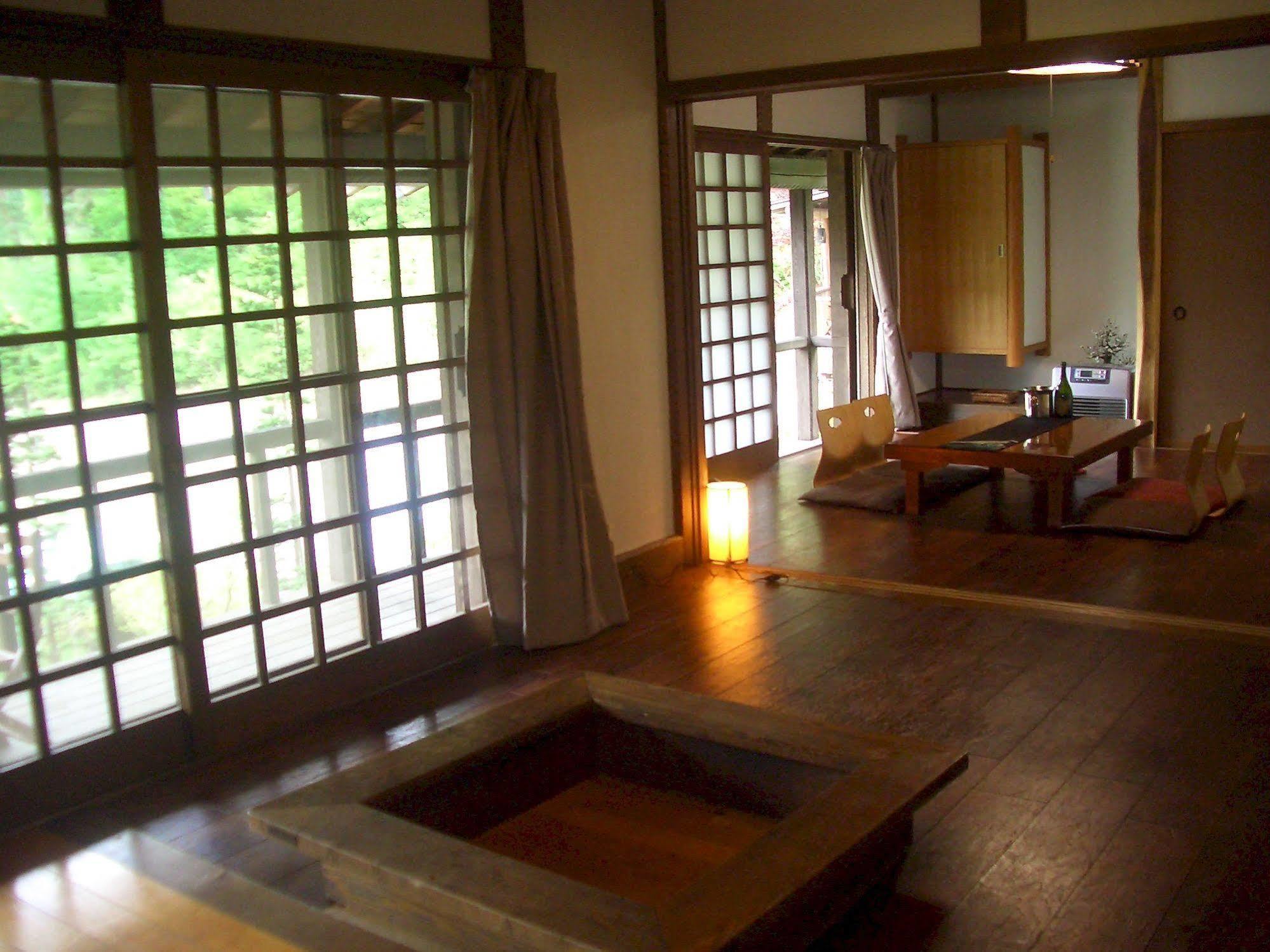 Shikitei Hotel Fujiyoshida Exterior photo